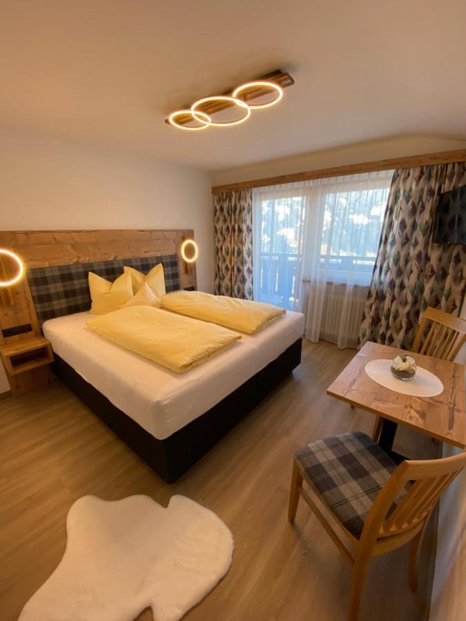 Gasthof Pension Berghof Hippach Bagian luar foto