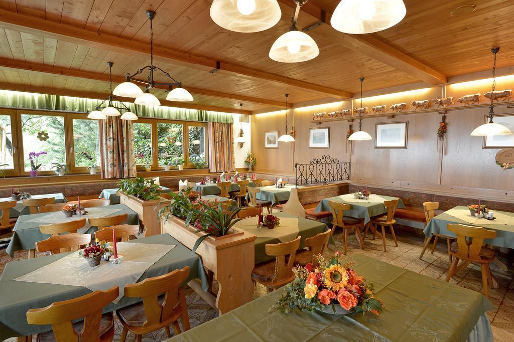 Gasthof Pension Berghof Hippach Bagian luar foto