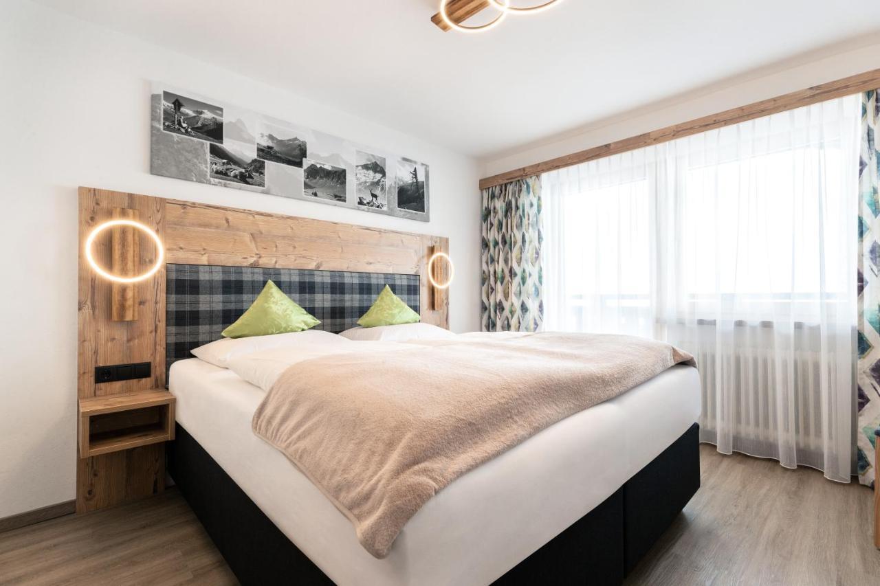 Gasthof Pension Berghof Hippach Bagian luar foto